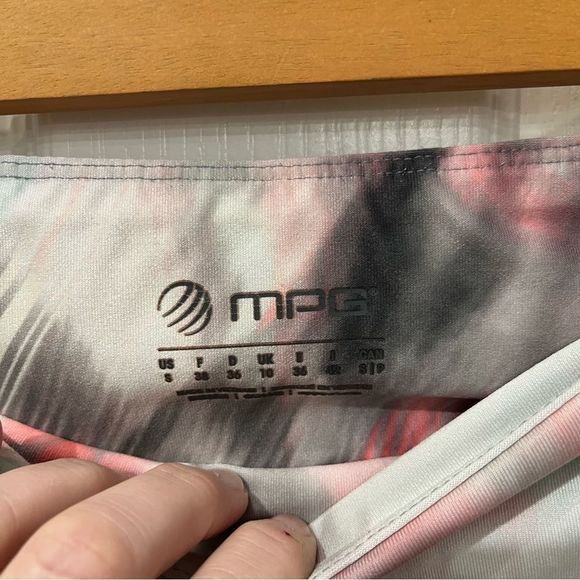 MPG multicolour crops back waist pocket size small - Picture 4 of 9